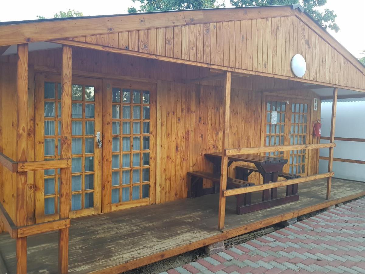 Good 2 Go Guest House Беноні Екстер'єр фото